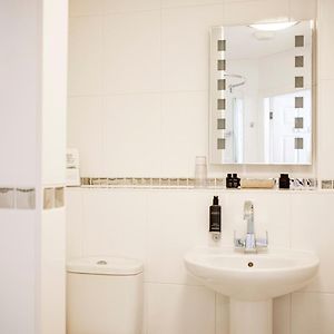 Single Room Shower 2nd Floor